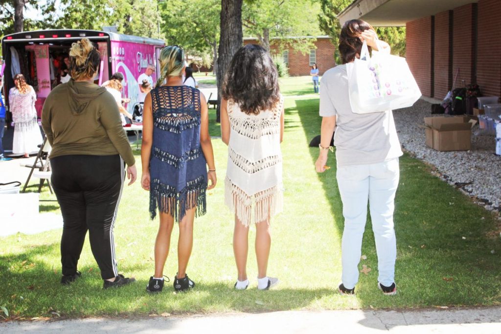 Reno shoppers wearing rue21